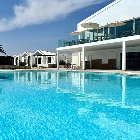 Apartment- Sleeps4- Pool- Garden Caleta de Fuste
